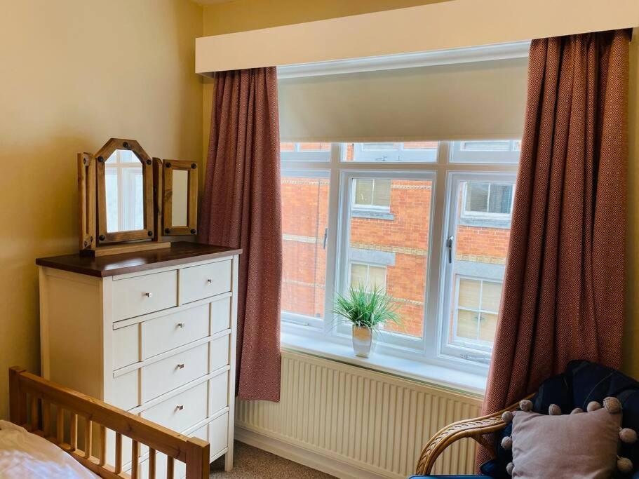 Rockferry 3 Bed Central Apartment + Parking Permit 다트머스 외부 사진